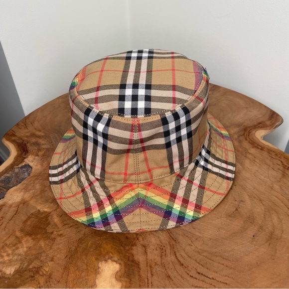Burberry rainbow Nova check bucket hat main image 5